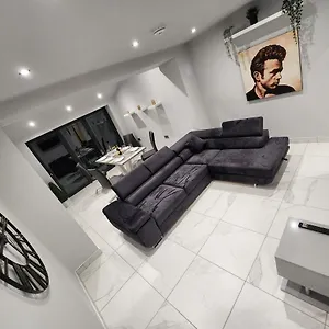 https://billie-island-apartments.yorkshirehotels.net